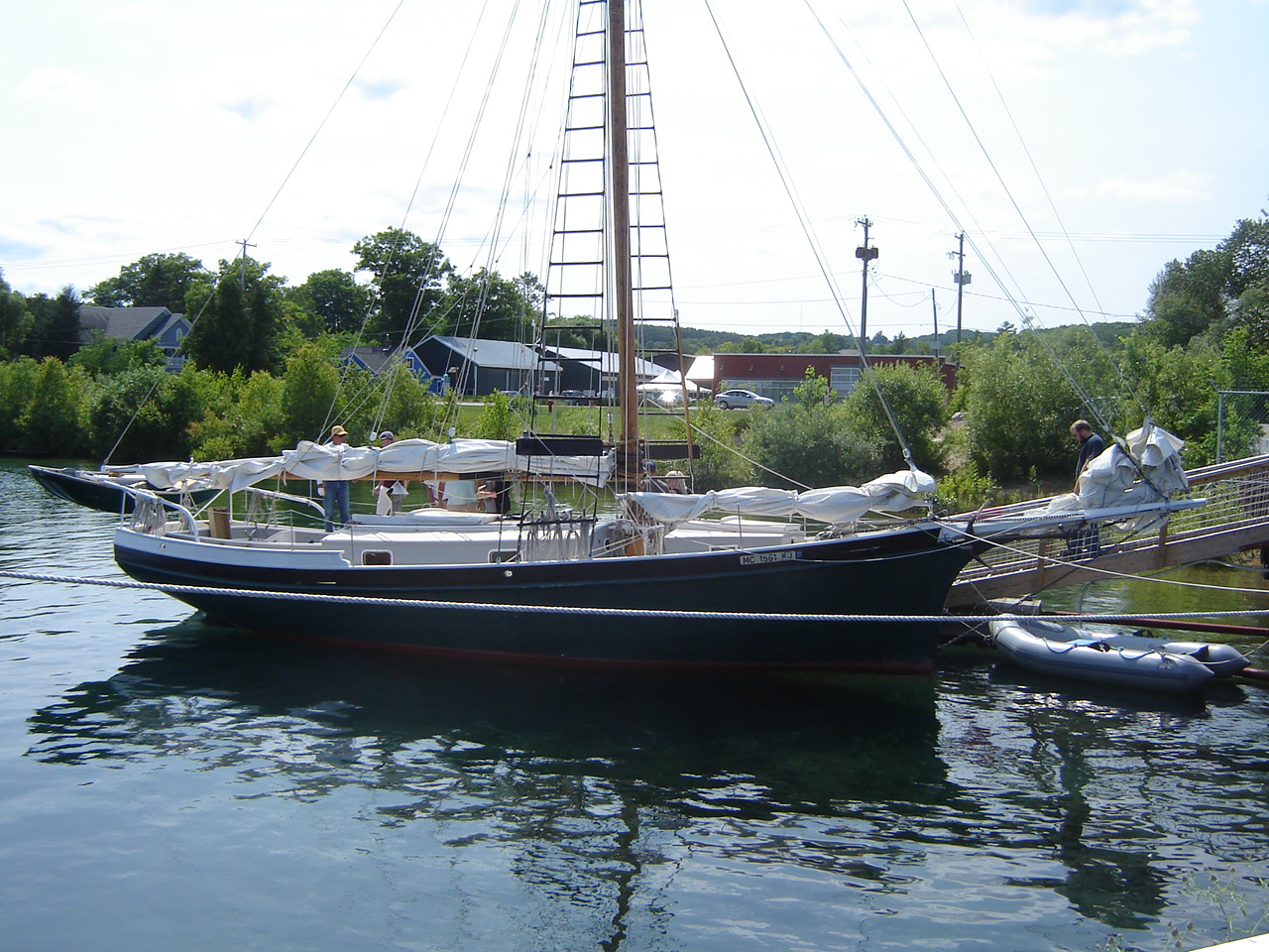 The Motor Yacht MC-1551-KJ